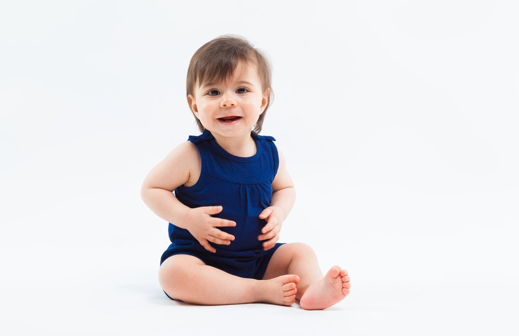 5 Tips for Dressing and Undressing Baby